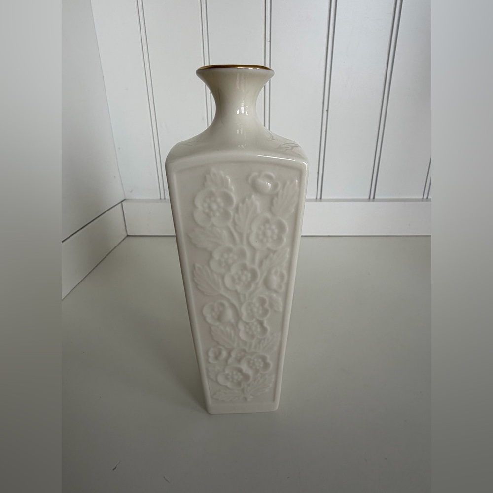 Lenox Cream Floral Embossed Vase